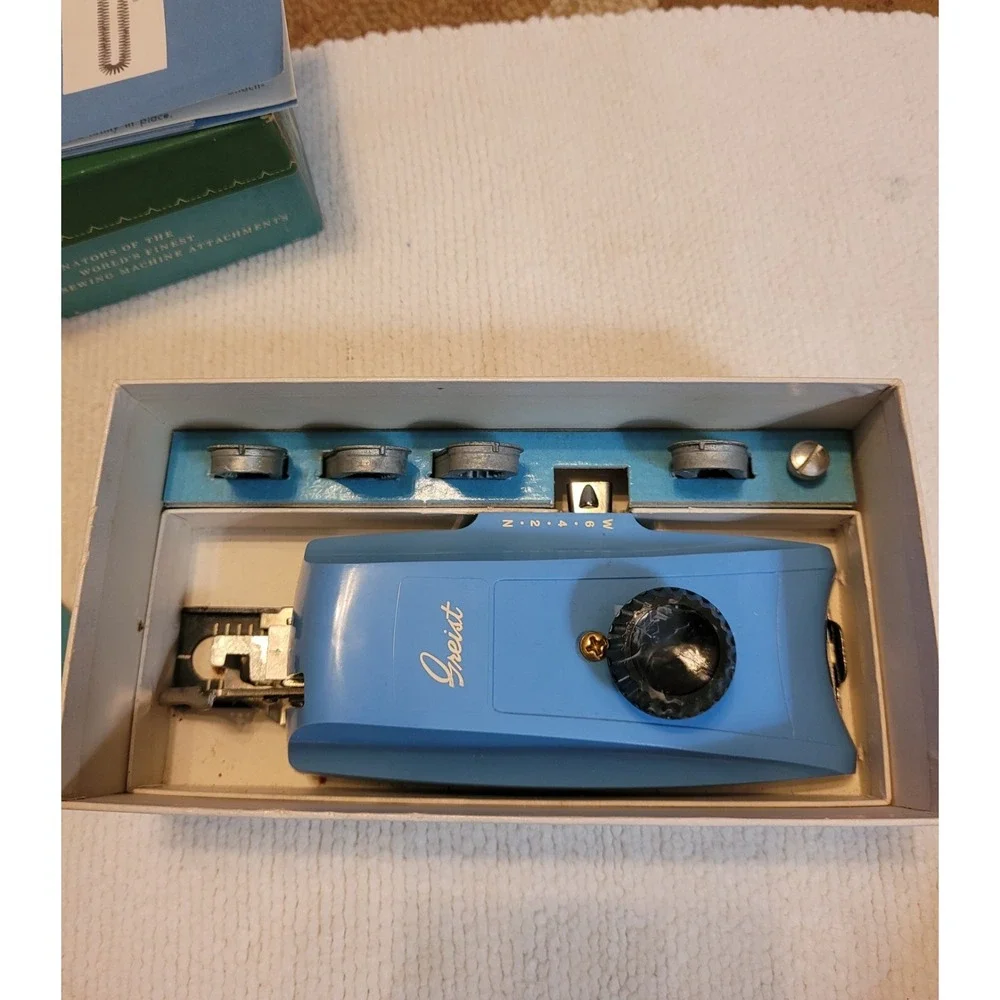 Vintage Greist Buttonholer Automatic Button Holder In Original Box ~ Style #1